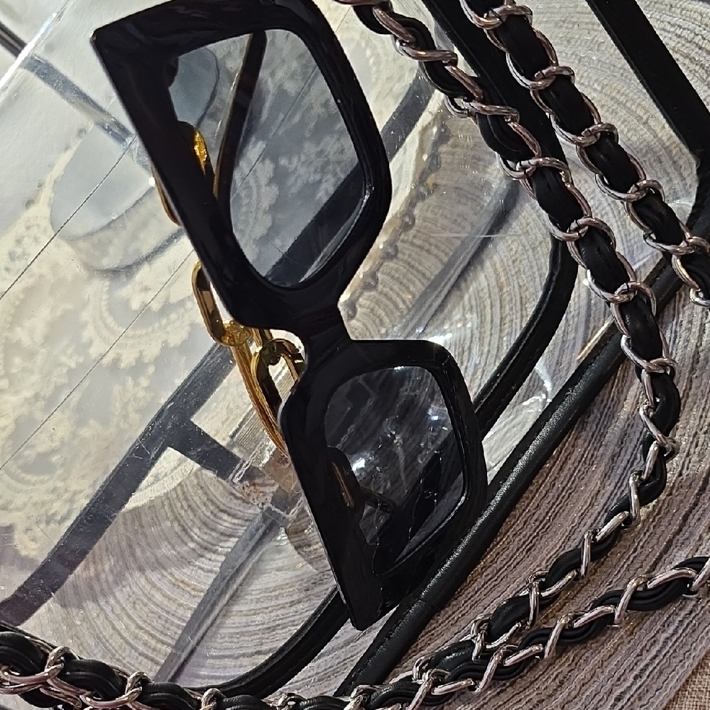 Black Transparent Shoulder Bag with Chain Strap - Picture 7 of 9